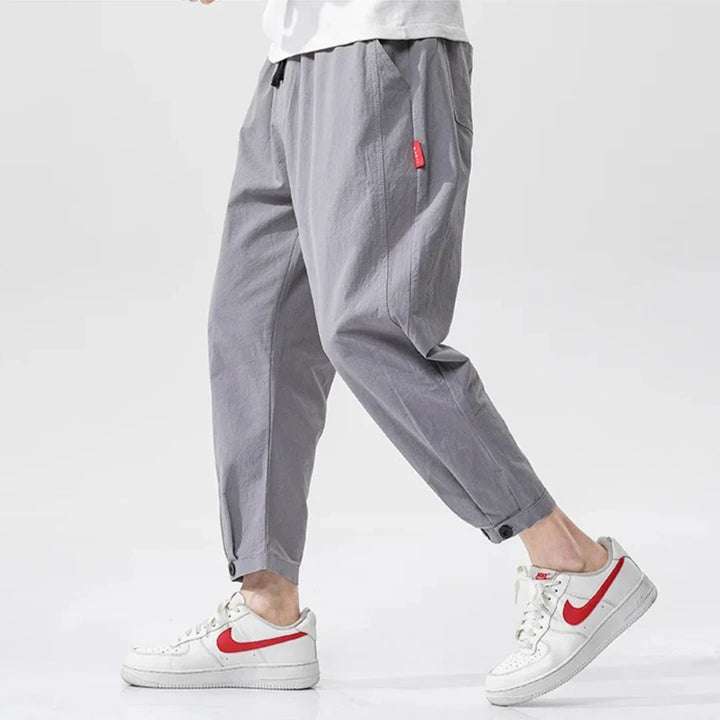 Valmont | Tapered Jogger Pants