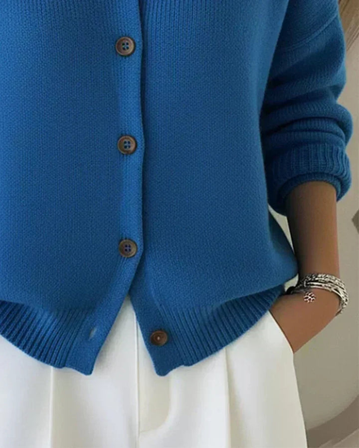 Klaasje | Cardigan with Button Collar