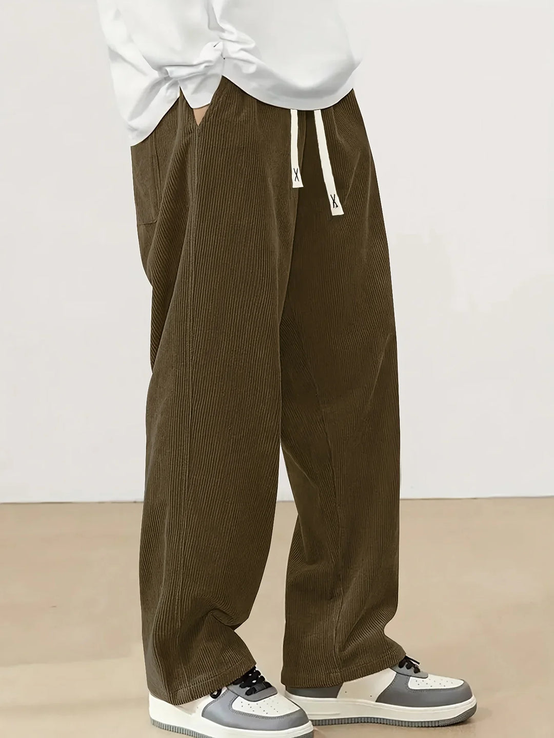 Valmont | Straight Leg Casual Fit Pants